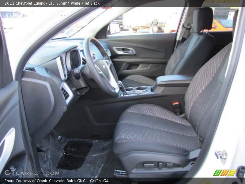 Summit White / Jet Black 2011 Chevrolet Equinox LT
