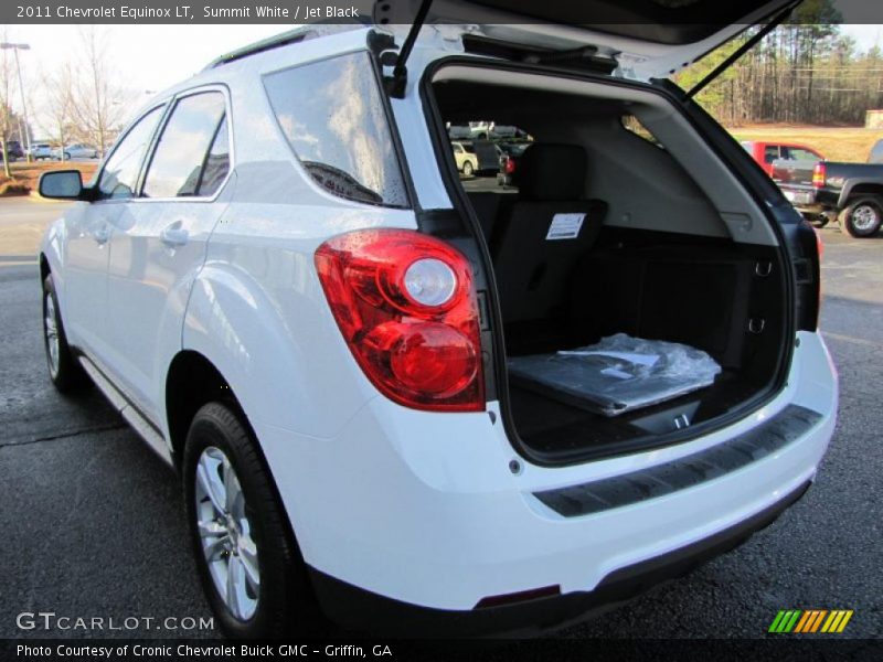 Summit White / Jet Black 2011 Chevrolet Equinox LT