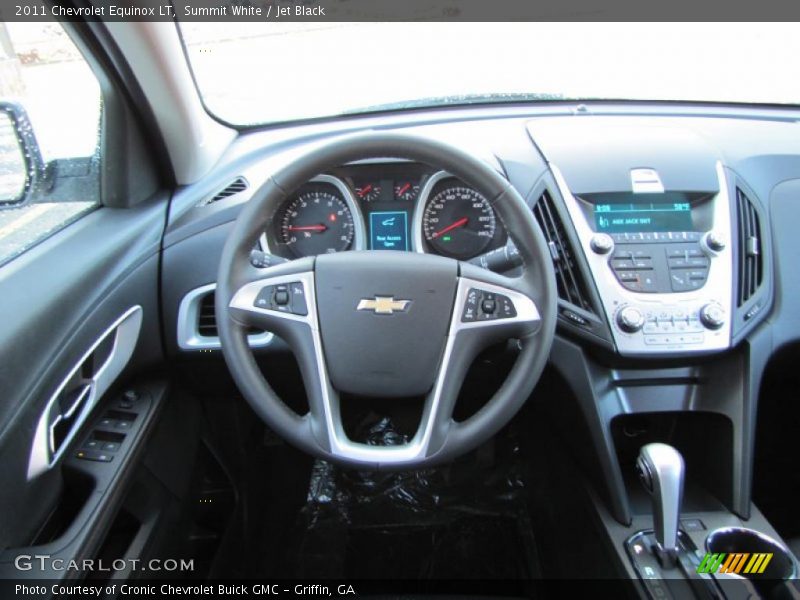 Summit White / Jet Black 2011 Chevrolet Equinox LT