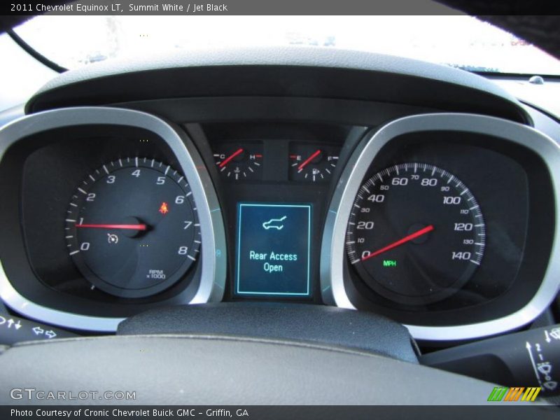 Summit White / Jet Black 2011 Chevrolet Equinox LT