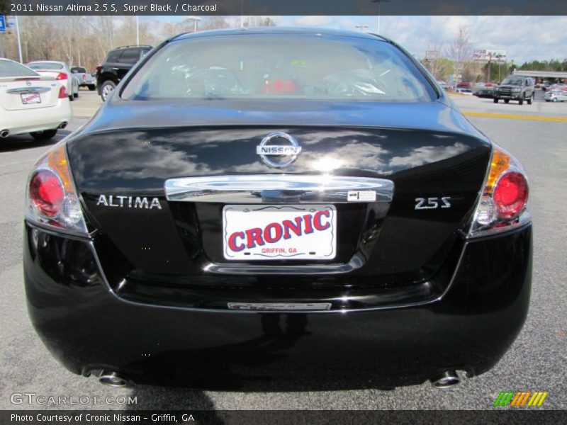 Super Black / Charcoal 2011 Nissan Altima 2.5 S