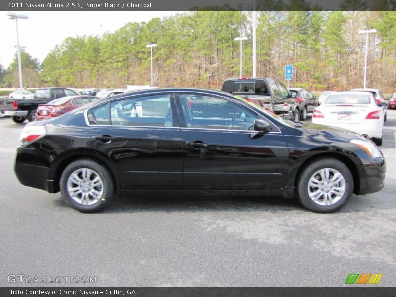 Super Black / Charcoal 2011 Nissan Altima 2.5 S