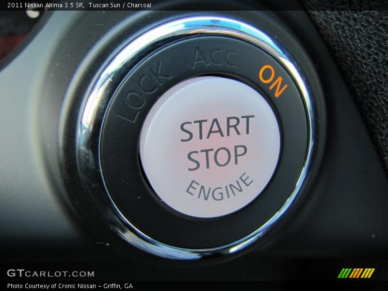 Controls of 2011 Altima 3.5 SR
