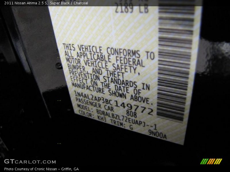 Super Black / Charcoal 2011 Nissan Altima 2.5 S