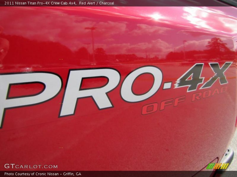  2011 Titan Pro-4X Crew Cab 4x4 Logo