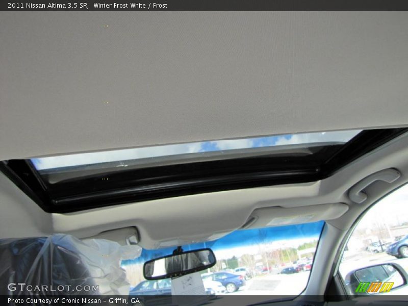 Winter Frost White / Frost 2011 Nissan Altima 3.5 SR