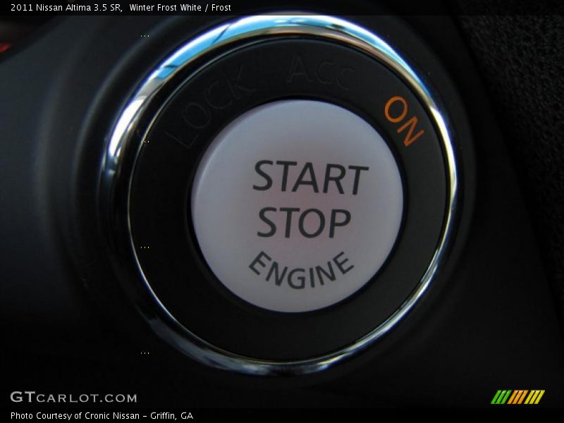 Controls of 2011 Altima 3.5 SR