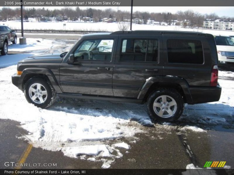 Dark Khaki Pearl / Medium Slate Gray 2006 Jeep Commander 4x4