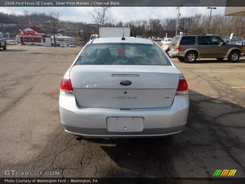 Silver Frost Metallic / Charcoal Black 2008 Ford Focus SE Coupe