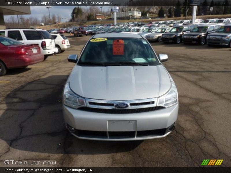 Silver Frost Metallic / Charcoal Black 2008 Ford Focus SE Coupe