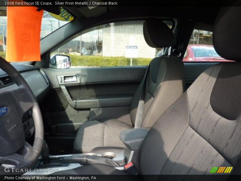 Silver Frost Metallic / Charcoal Black 2008 Ford Focus SE Coupe