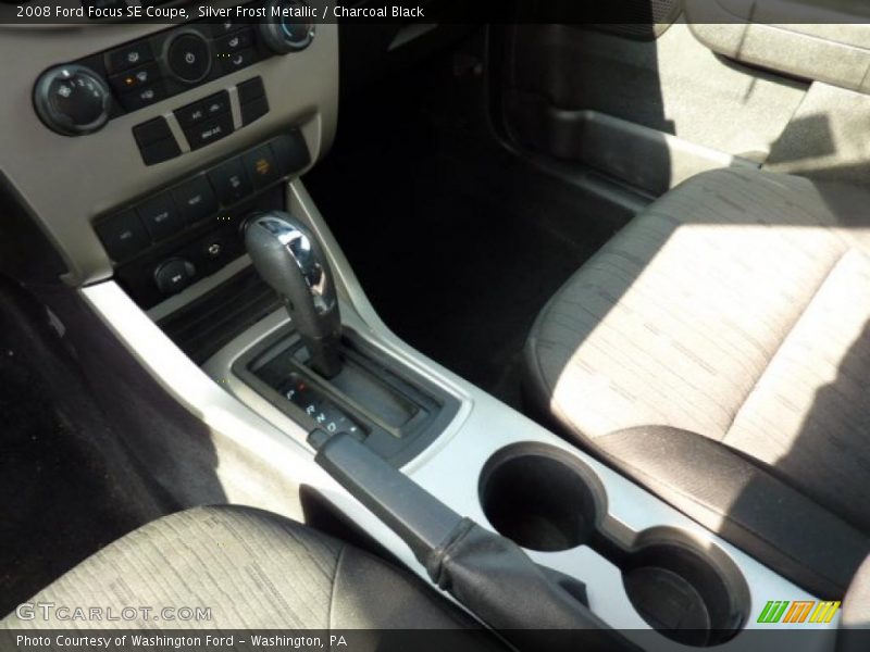 Silver Frost Metallic / Charcoal Black 2008 Ford Focus SE Coupe