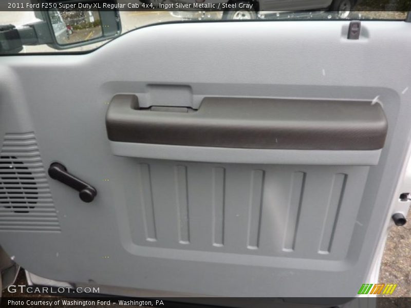 Ingot Silver Metallic / Steel Gray 2011 Ford F250 Super Duty XL Regular Cab 4x4