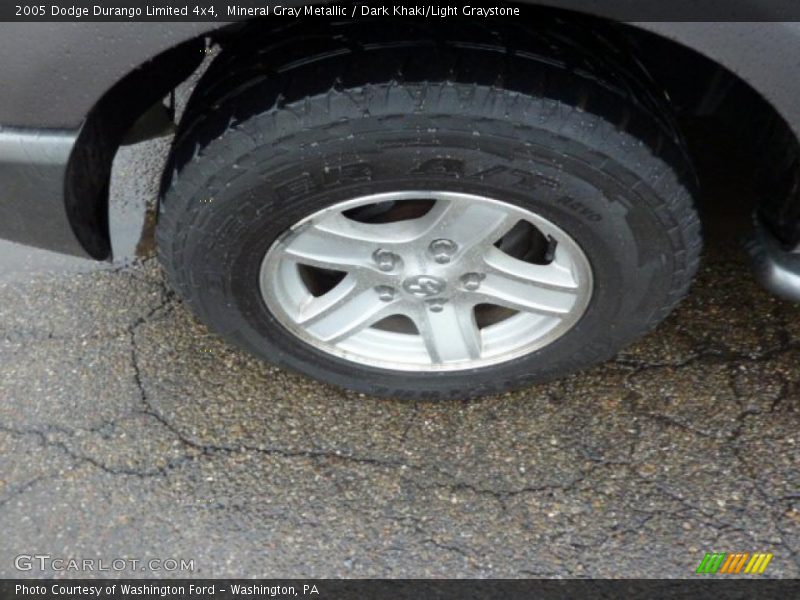 Mineral Gray Metallic / Dark Khaki/Light Graystone 2005 Dodge Durango Limited 4x4