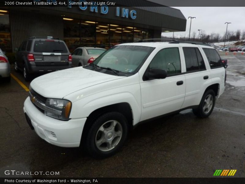 Summit White / Light Gray 2006 Chevrolet TrailBlazer LS 4x4