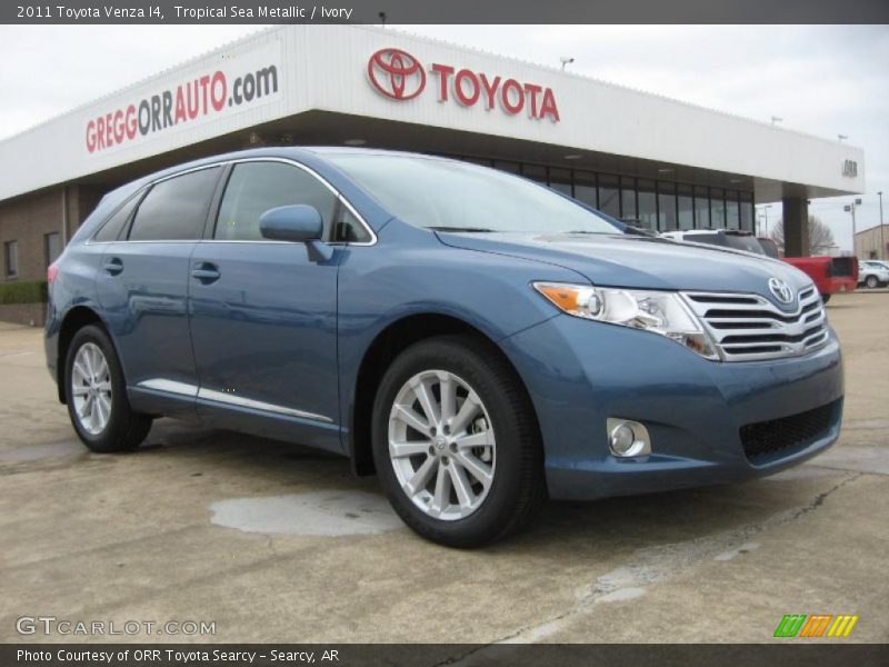 Tropical Sea Metallic / Ivory 2011 Toyota Venza I4