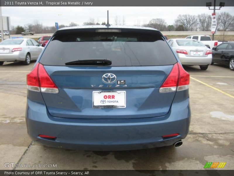 Tropical Sea Metallic / Ivory 2011 Toyota Venza I4