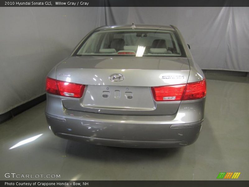 Willow Gray / Gray 2010 Hyundai Sonata GLS
