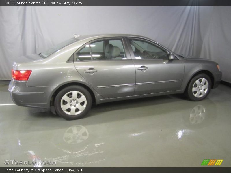 Willow Gray / Gray 2010 Hyundai Sonata GLS