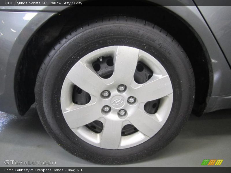 Willow Gray / Gray 2010 Hyundai Sonata GLS