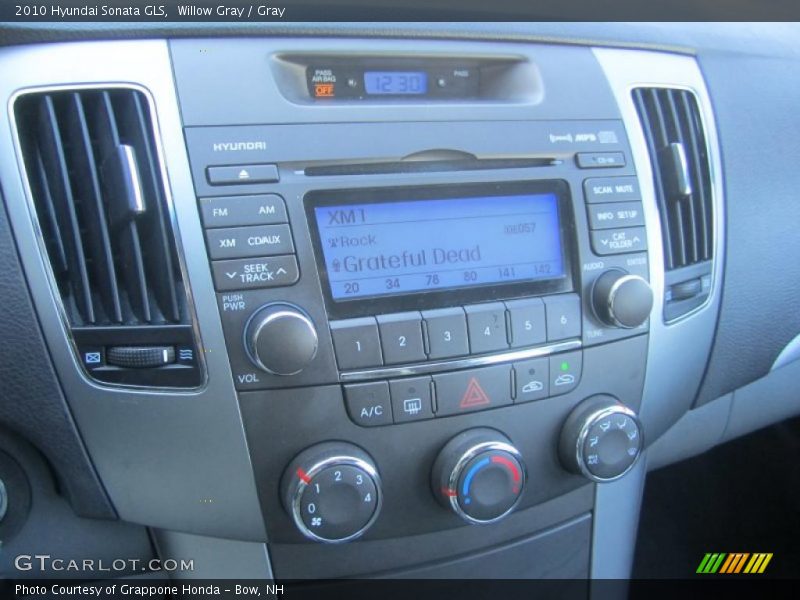 Willow Gray / Gray 2010 Hyundai Sonata GLS