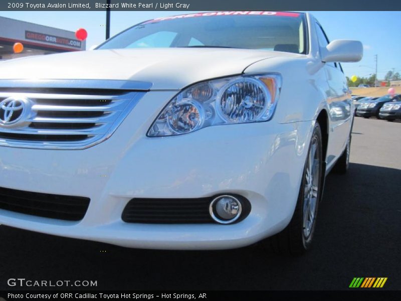 Blizzard White Pearl / Light Gray 2009 Toyota Avalon Limited