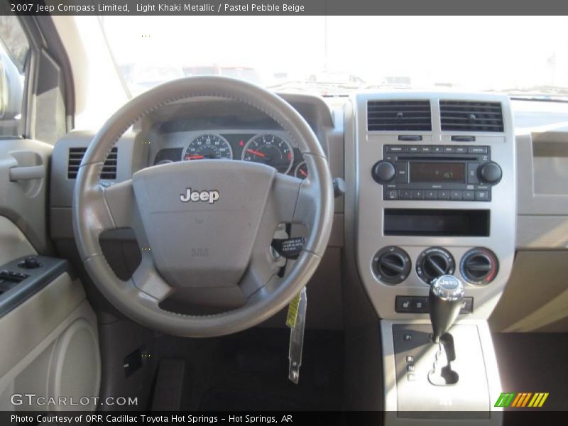 Light Khaki Metallic / Pastel Pebble Beige 2007 Jeep Compass Limited