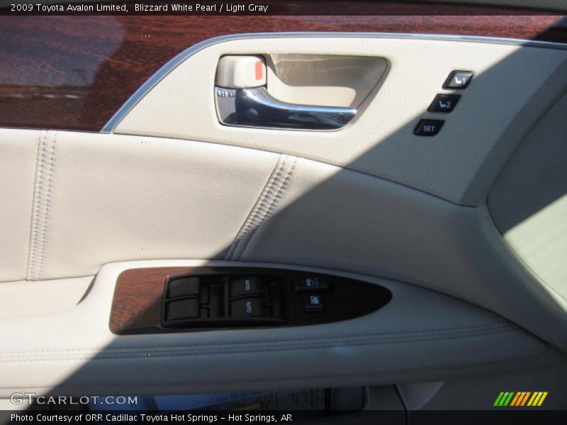 Blizzard White Pearl / Light Gray 2009 Toyota Avalon Limited