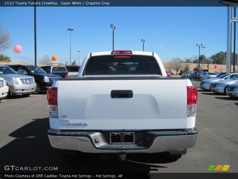 Super White / Graphite Gray 2010 Toyota Tundra CrewMax