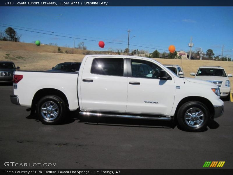 Super White / Graphite Gray 2010 Toyota Tundra CrewMax