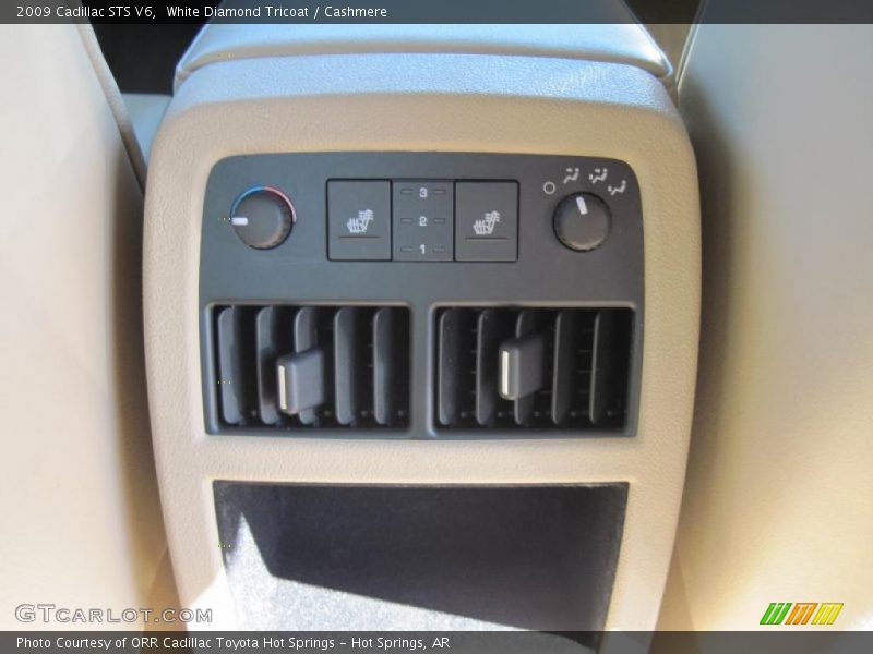 White Diamond Tricoat / Cashmere 2009 Cadillac STS V6