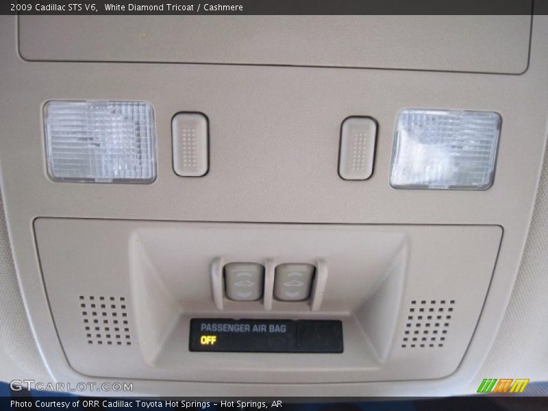 White Diamond Tricoat / Cashmere 2009 Cadillac STS V6