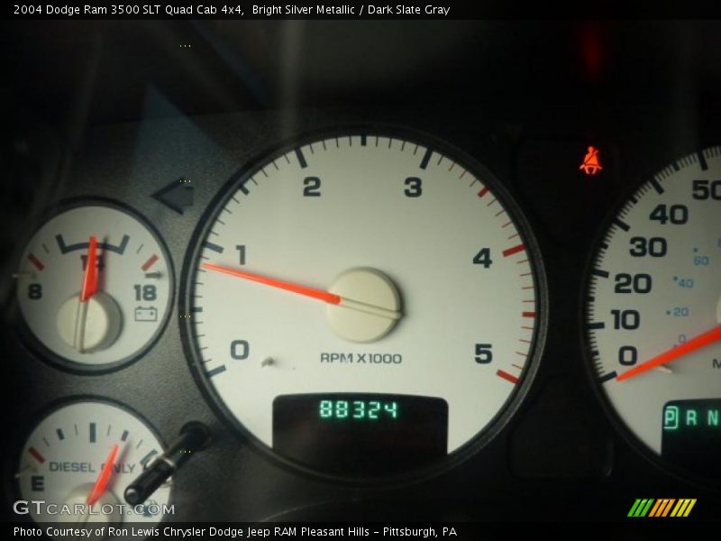 Bright Silver Metallic / Dark Slate Gray 2004 Dodge Ram 3500 SLT Quad Cab 4x4