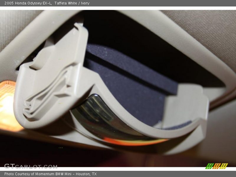 Taffeta White / Ivory 2005 Honda Odyssey EX-L