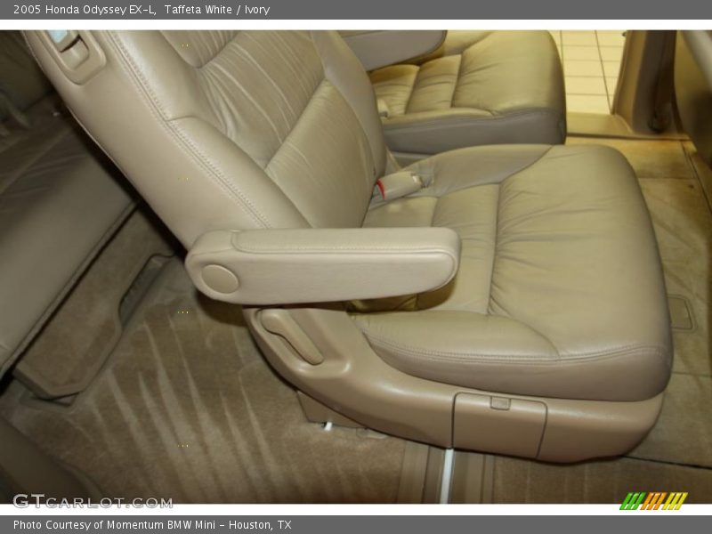 Taffeta White / Ivory 2005 Honda Odyssey EX-L