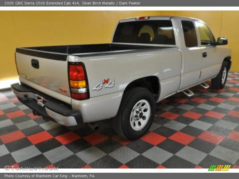 Silver Birch Metallic / Dark Pewter 2005 GMC Sierra 1500 Extended Cab 4x4