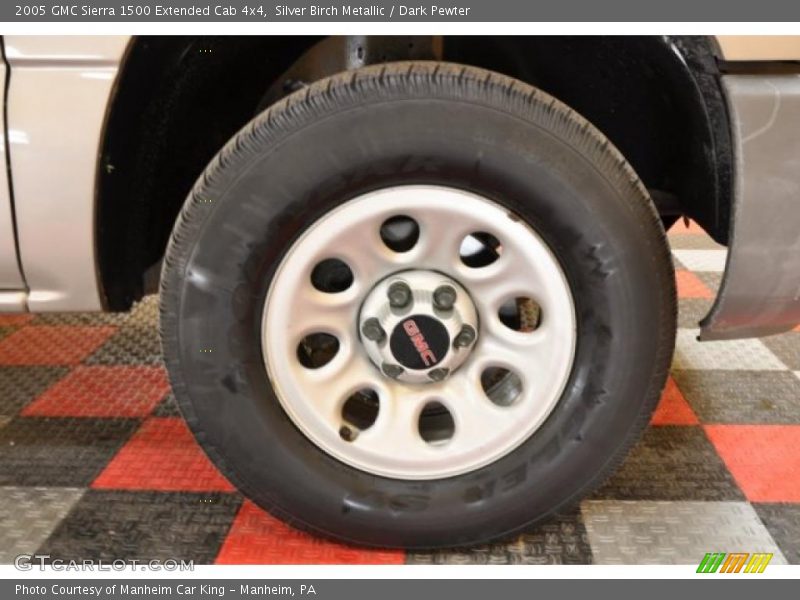 Silver Birch Metallic / Dark Pewter 2005 GMC Sierra 1500 Extended Cab 4x4