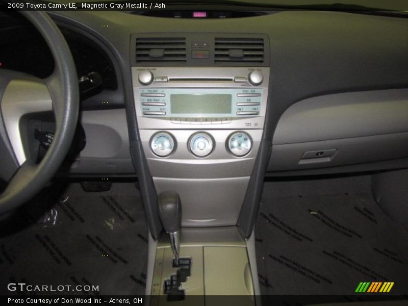 Magnetic Gray Metallic / Ash 2009 Toyota Camry LE
