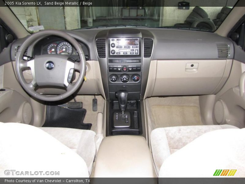Sand Beige Metallic / Beige 2005 Kia Sorento LX
