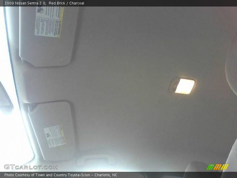 Red Brick / Charcoal 2009 Nissan Sentra 2.0