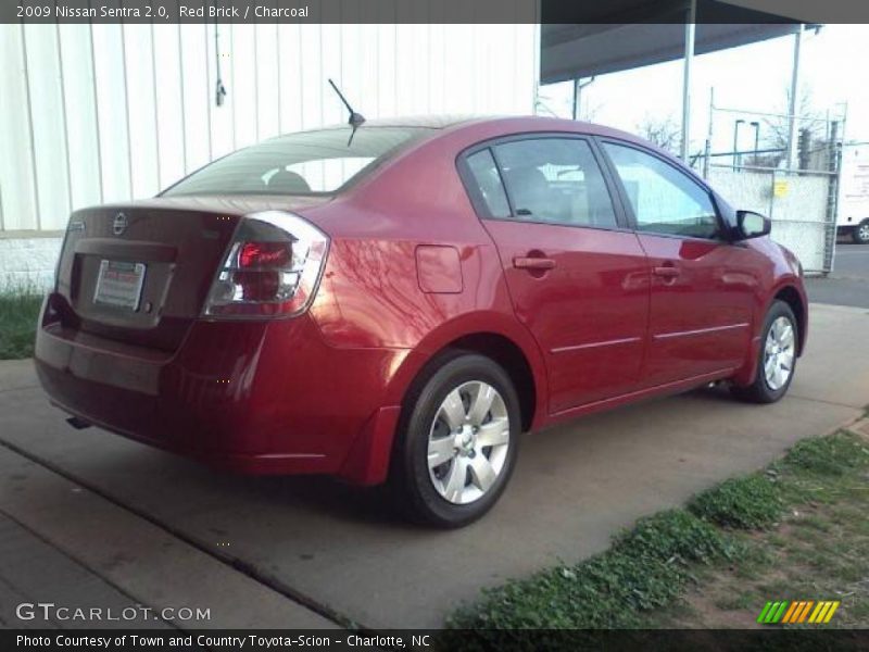 Red Brick / Charcoal 2009 Nissan Sentra 2.0