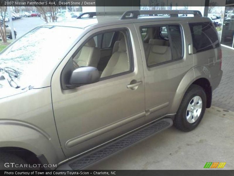 Desert Stone / Desert 2007 Nissan Pathfinder S 4x4