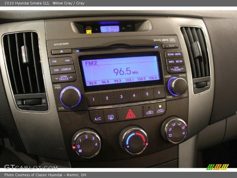 Willow Gray / Gray 2010 Hyundai Sonata GLS