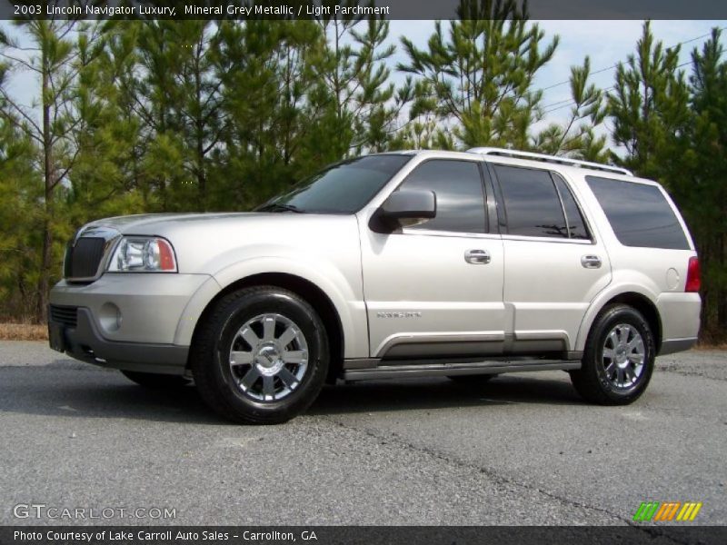 Mineral Grey Metallic / Light Parchment 2003 Lincoln Navigator Luxury