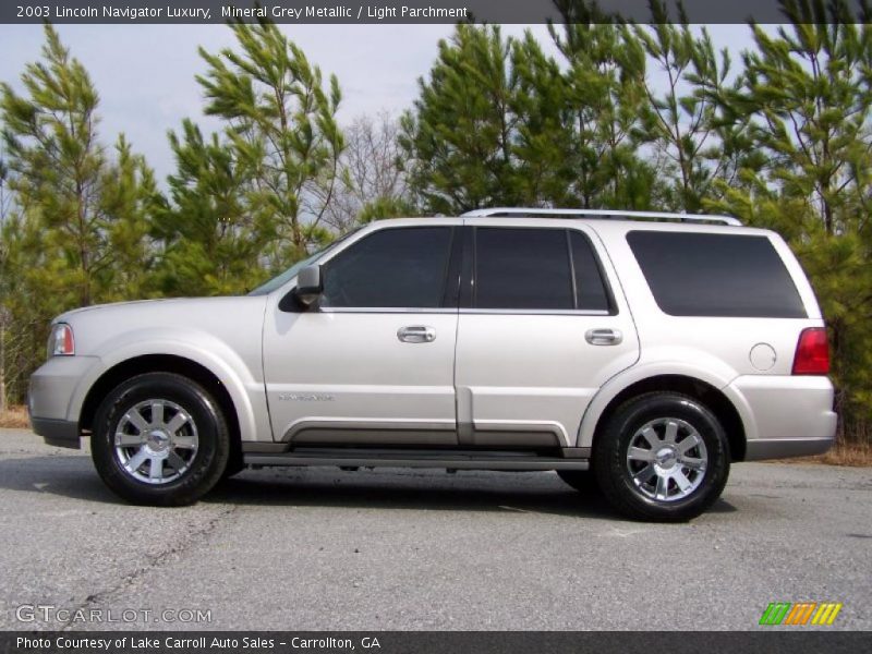 Mineral Grey Metallic / Light Parchment 2003 Lincoln Navigator Luxury