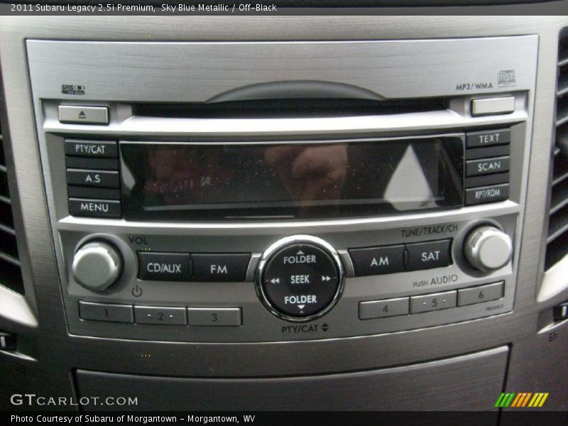 Controls of 2011 Legacy 2.5i Premium