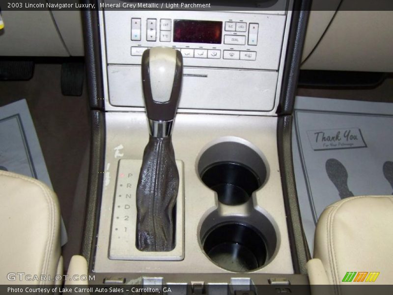 Mineral Grey Metallic / Light Parchment 2003 Lincoln Navigator Luxury