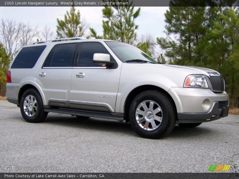 Mineral Grey Metallic / Light Parchment 2003 Lincoln Navigator Luxury