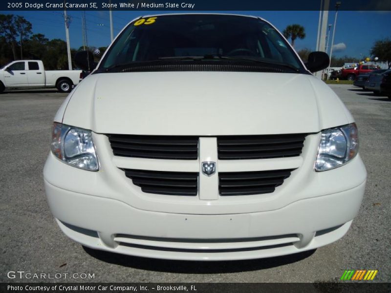 Stone White / Medium Slate Gray 2005 Dodge Grand Caravan SE