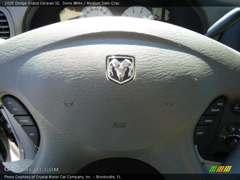 Stone White / Medium Slate Gray 2005 Dodge Grand Caravan SE